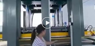 Как китайские диваны с памятью формы экономят место и транспорт