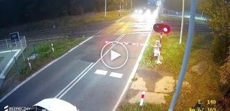 Польский профи и ЖД переезд