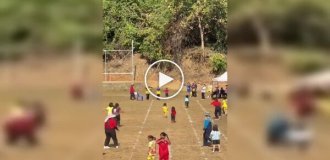 Эстафета превратилась в настоящий хаос: дети сбились с курса