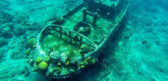 6 Haunting Ship Graveyards Around the World (29 Photos)