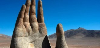 Atacama Desert: Only space is drier (13 photos)
