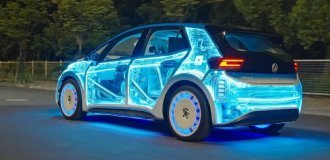 The Chinese turned his electric Volkswagen ID.3 into a transparent computer on wheels (3 photos)