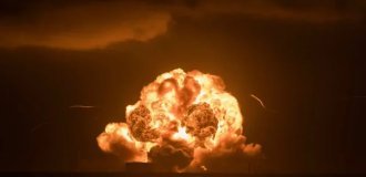 Взрыв  ракеты New Glenn — «катастрофа», которая бьёт не только  по Blue Origin, но и по всей космической отрасли США  (5 фото + 1 видео)