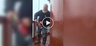 Утренний кофе на маяке