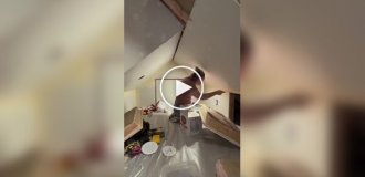 Родители превратили старый чердак в волшебную комнату для дочери
