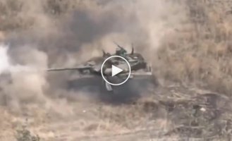 Russian T-90M tank shattered to smithereens in Ukraine