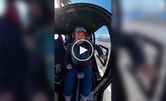 Глубокие дыры в тающих ледниках