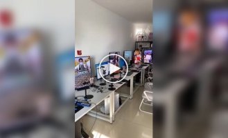 У Китаї запустили ІІ-ферму з 20 аватарами для одночасних стримувань