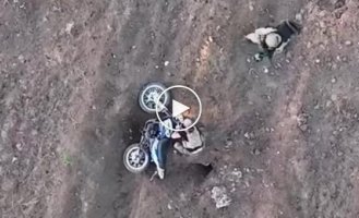 Ukrainian drones destroy Russian motorcyclists in the Donetsk region