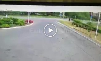 Российские военные грузовиком задавили девушку на пешеходном переходе в оккупированном Луганске