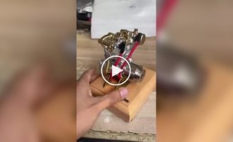 Golden hands: incredible miniature motorcycle engine