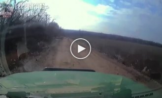 Arrival of a Russian FPV drone next to a Ukrainian military vehicle in the Eastern direction
