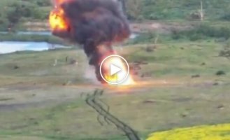 The moment a Russian T-80BV tank exploded on an anti-tank mine in the Donetsk region