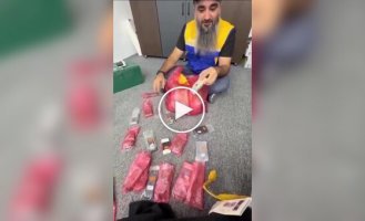 Ливийский торговец получил заказ спустя 16 лет