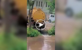 Підбадьорливі водні процедури в Індії