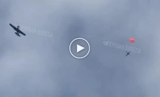 Російський дрон-розвідник збитий пілотами навчально-тренувального літака Як-52 у небі над Одещиною