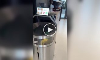 A smart trash can that recognizes trash and sorts it itself