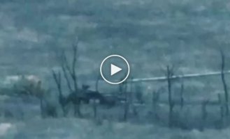 Detonation of ammunition from a Russian tank followed by throwing of the turret in the Marinka area of the Donetsk region