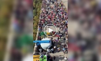 Рискованные прыжки экстремалов