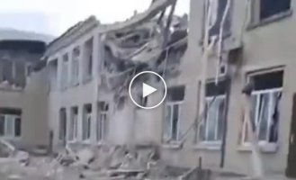 A selection of videos of rocket attacks, shelling in Ukraine. Issue 58