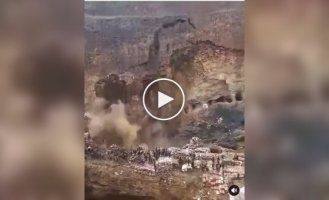 Масштабное обрушение на территории шахты в Конго