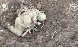 Ukrainian kamikaze drones fly into the trenches of the Russian military in the Avdeevsky direction