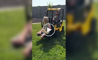 Хороший подарок ребенку