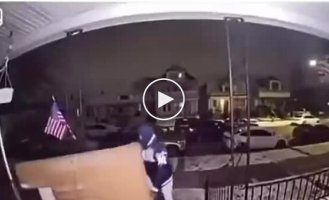 Оригінальний спосіб позбавлення від старого телевізора в США