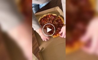 Как компактно сложить коробку с пиццей