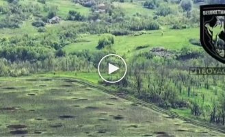 Soldiers of the 92nd brigade repulse the attack of the Russians on Novoselovsky