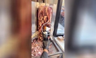 The process of making octopus shawarma