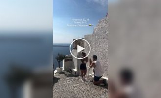 Туристи прикрасили собою романтичне відео