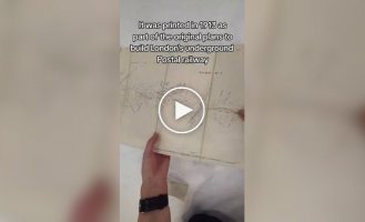 Рідкісна книга-гармошка 1913 року розкриває секрети лондонської Поштової залізниці