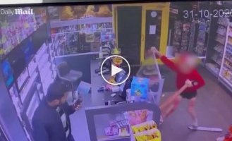 Самый невезучий владелец магазина: его лавку ограбили более 100 раз с момента открытия