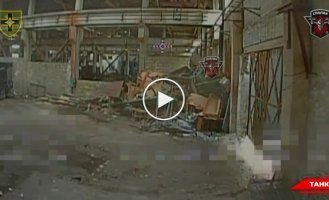 Бійці 28-ї ОМБр вистежили в укритті два танки окупантів і атакували їх на Торецькому напрямку.