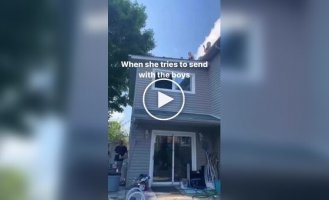 A girl’s painful jump into a pool