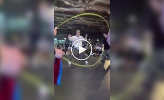 Spectacular guy dance