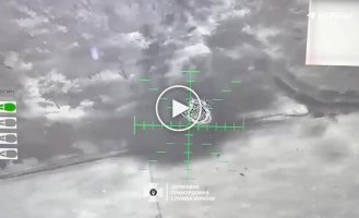 Border guards used drone drops to destroy a Russian T-72 tank in the Bakhmut direction