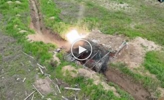 The 73rd maritime center of the MTR smokes out the Russian occupiers from the dugouts and destroys their property and ammunition with drones Wild Hornets