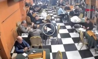 Звук автомобильной аудиосистемы напугал жителей Турции