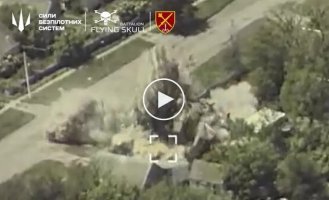 Поразка російського складу боєприпасів авіабомбою AASM Hammer на південному напрямку