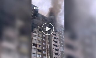 Ракетний обстріл у Києві 7 лютого. Потрапляння до багатоповерхової житлової будівлі
