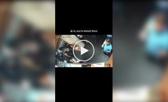 С помощью чужого использованного чека женщина совершила кражу в ресторане