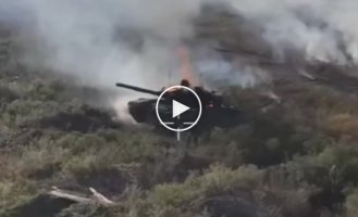 Detonation of the BC of a Russian T-62M tank near Rabotino in the Zaporozhye region
