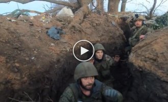 Soldiers captured three occupiers while clearing enemy positions