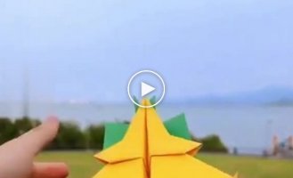 Making a paper airplane that will fly far