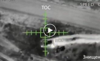 A Ukrainian attack drone destroys a Russian TOS-1A “Solntsepek” somewhere at the front