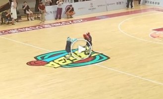 Кажется, до восстания роботов еще далеко