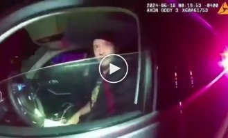 Опубликовано видео задержания Джастина Тимберлейка за вождение в нетрезвом виде