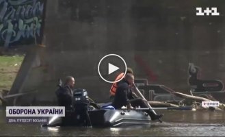 В Чернигове саперы-водолазы отыскали и уничтожили сверхмощную авиабомбу